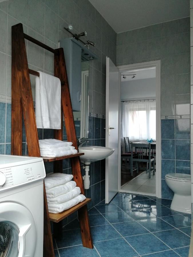 דירות מאקו Blue Apartman מראה חיצוני תמונה